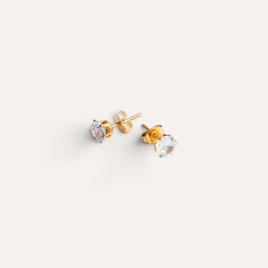 ジルコニアピアス 6mm #p50 – LUCEN